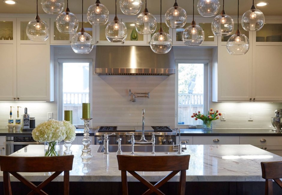 Люстры на кухню в интерьере