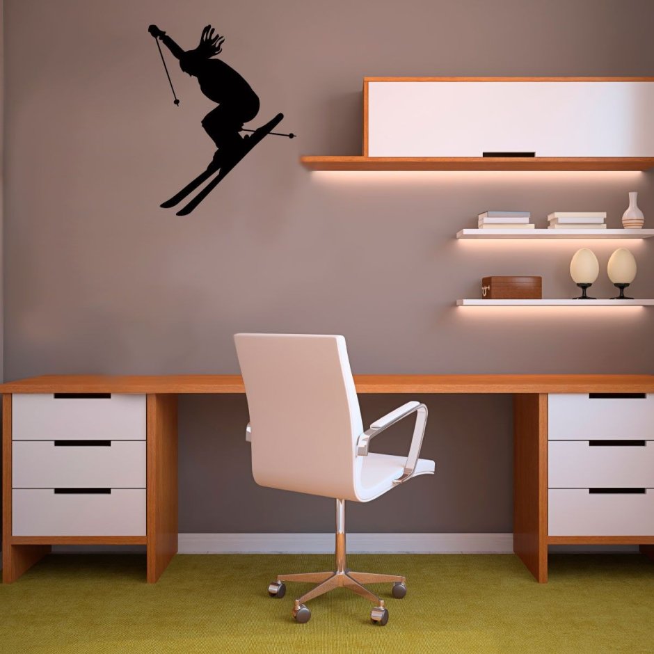 Полки над рабочим столом