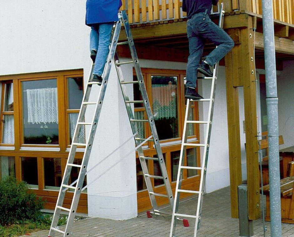 Приставная лестница