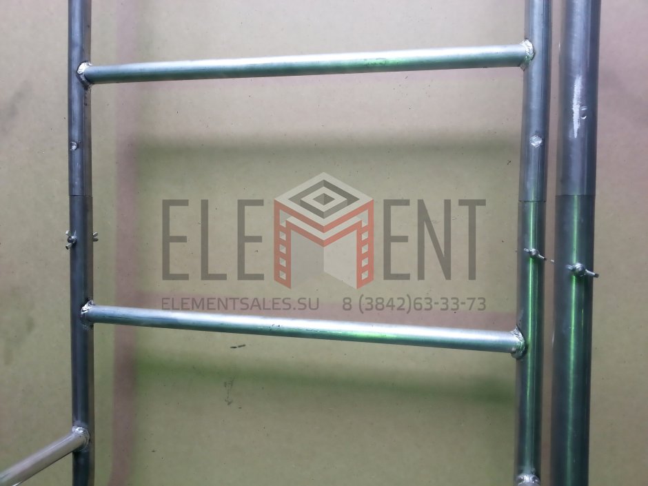 Переносная лестница из профильной трубы