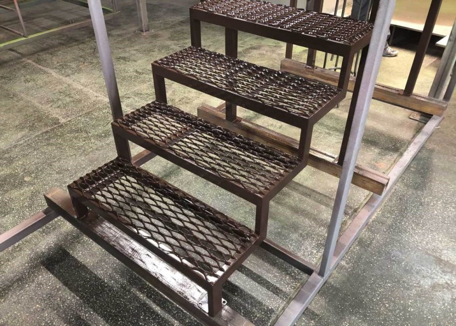 Приспособы для стремянки