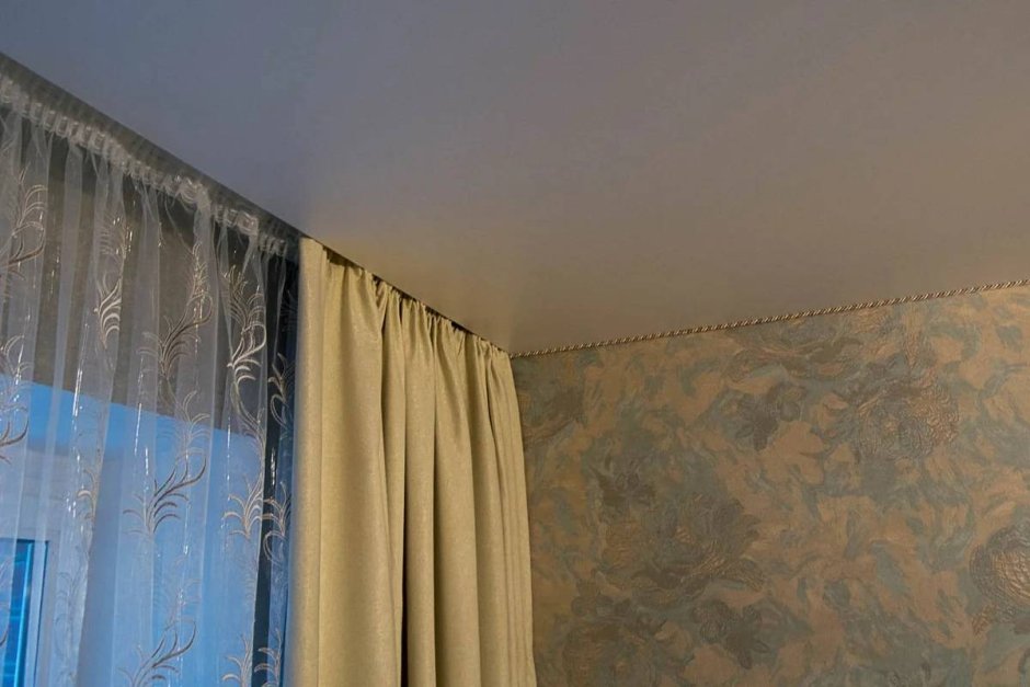 Скрытый карниз