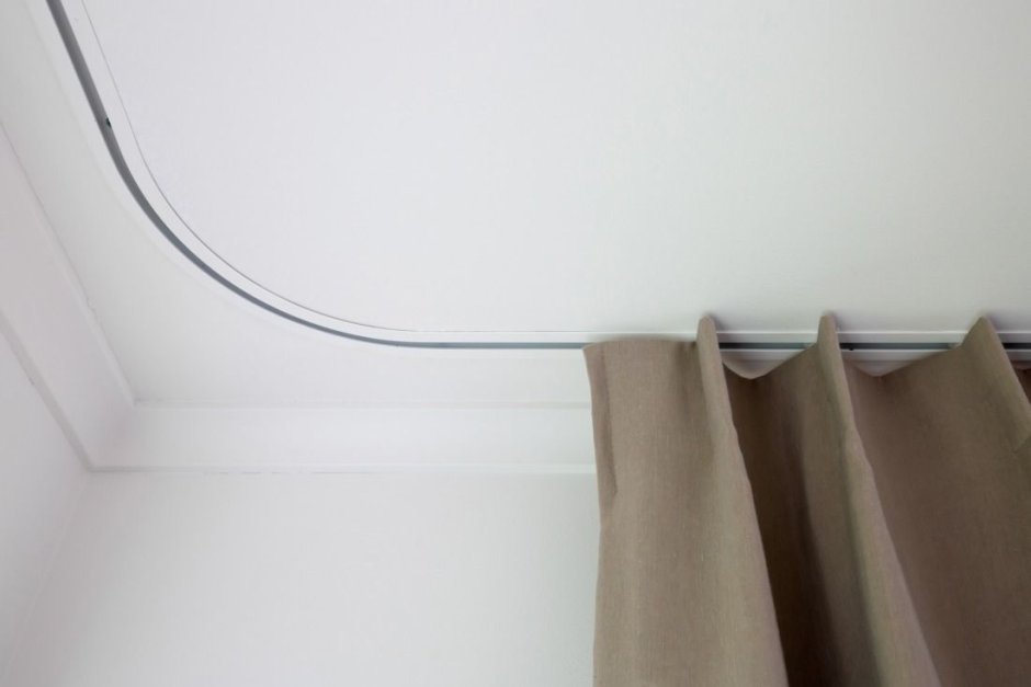 Скрытый карниз