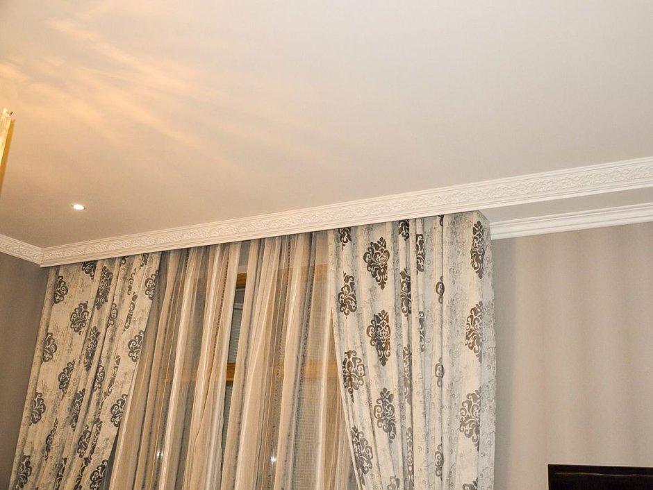 Ниша для потолочной гардины