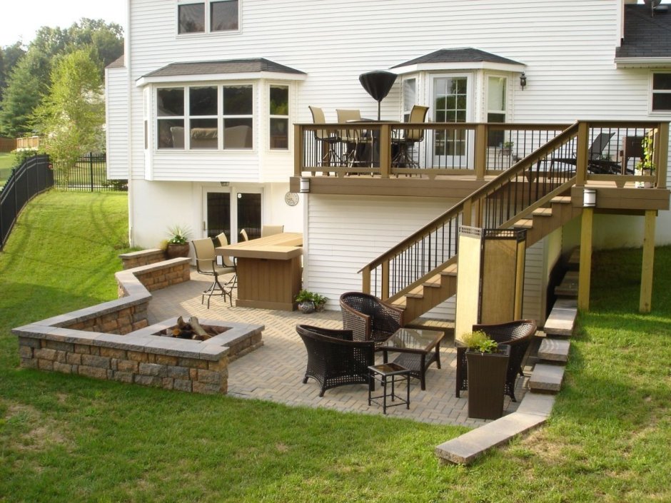 Застекленный балкон вичасном доме