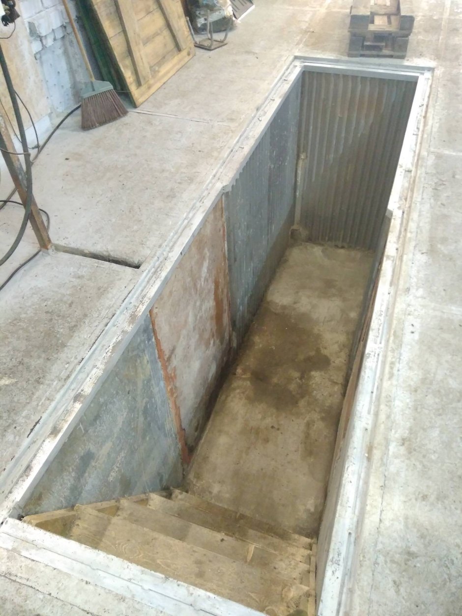 Гараж смотровая яма спуск сбоку