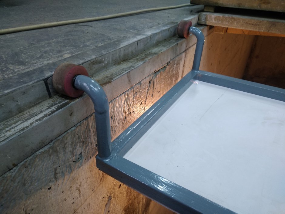 ГАЗ 3302 на смотровой яме