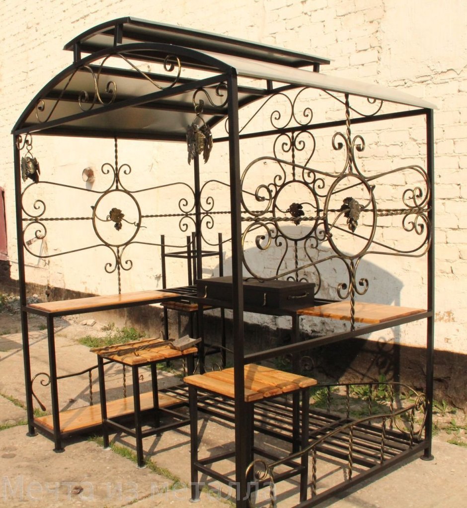 Зона барбекю мангальная зона закрытая