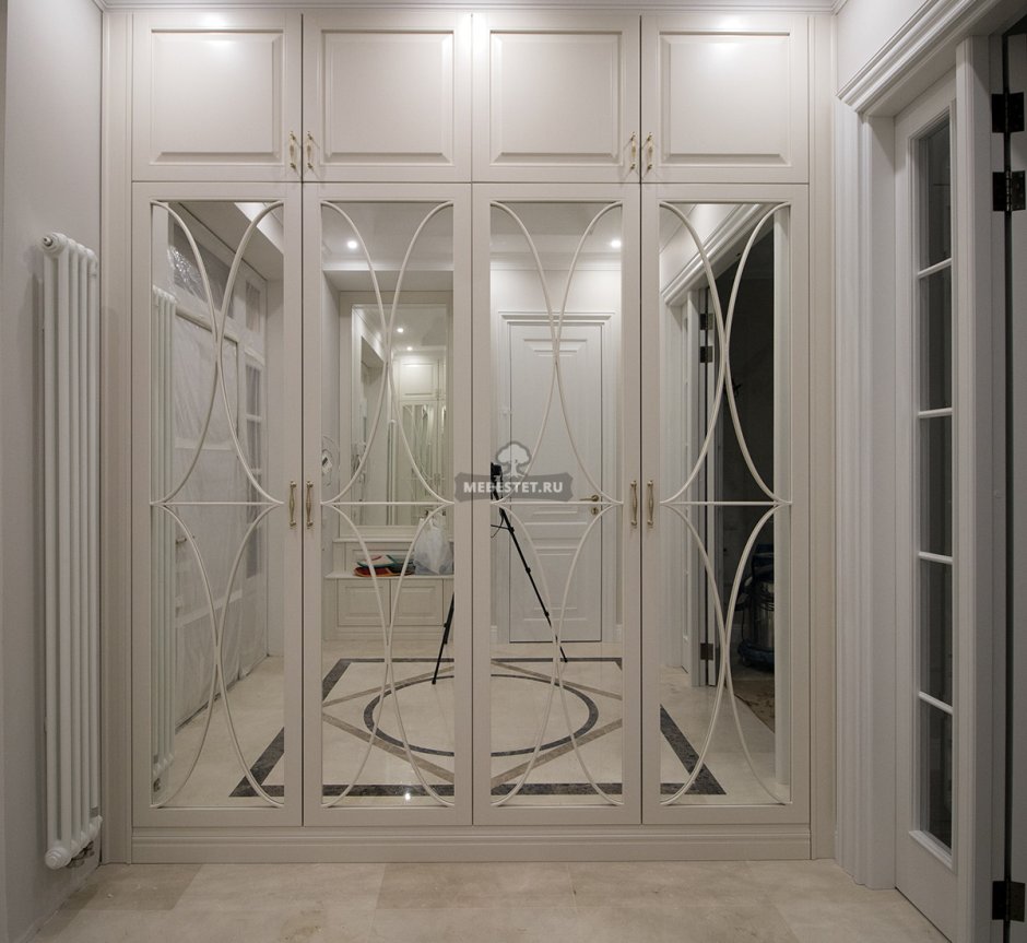 Перегородка комнаты шкафом