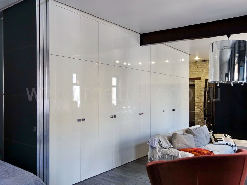 Шкаф в прихожую