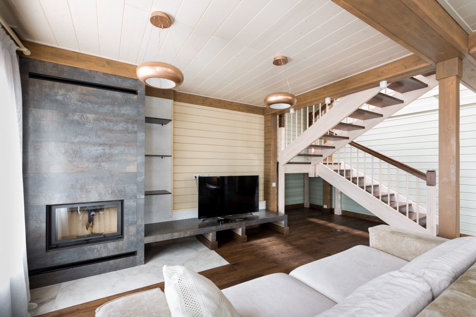 Светильники в доме из бруса