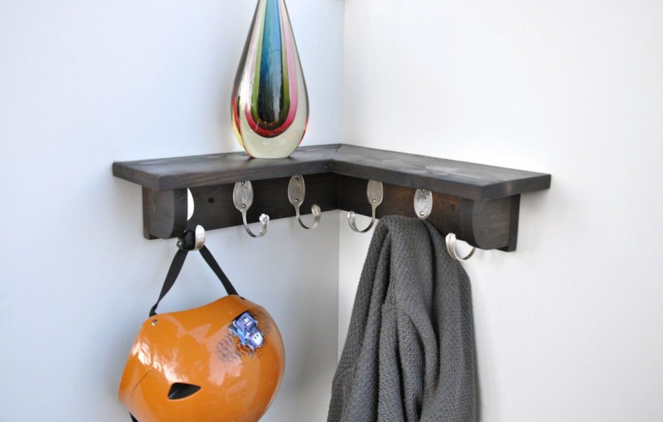 Полка навесная угловая