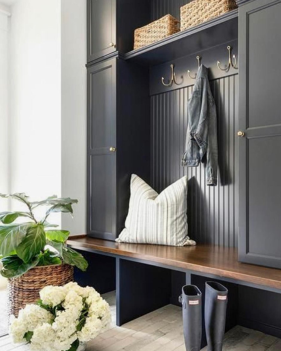 Шкаф с интегрированными ручками