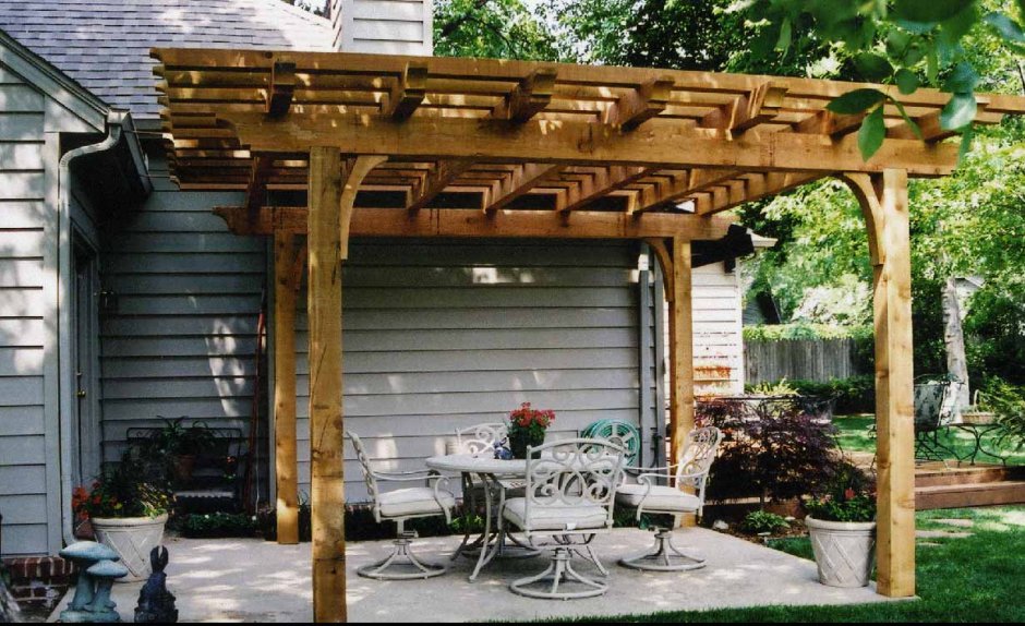 Деревянный навес с поликарбонатом