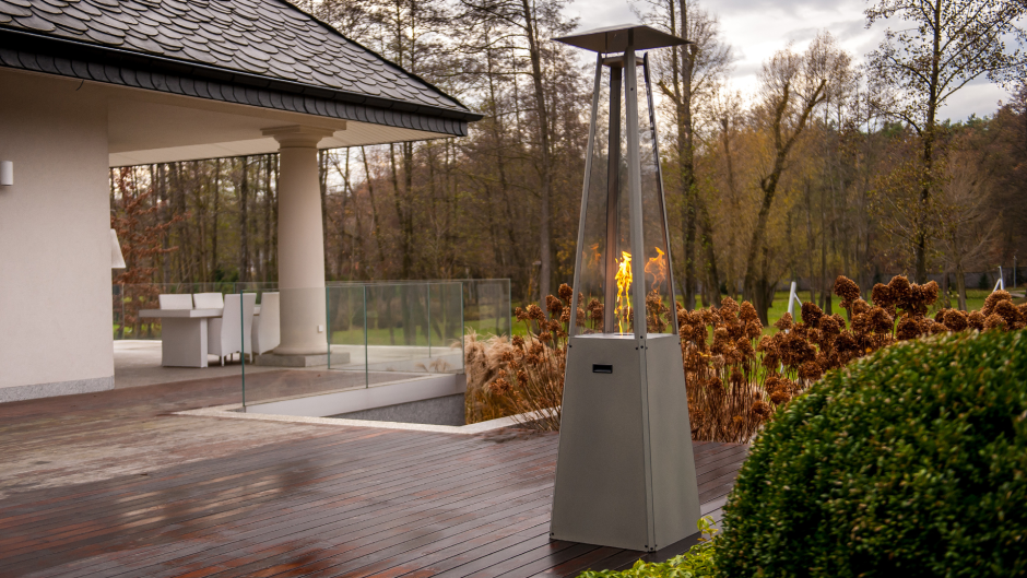 Уличный инфракрасный обогреватель Hugett