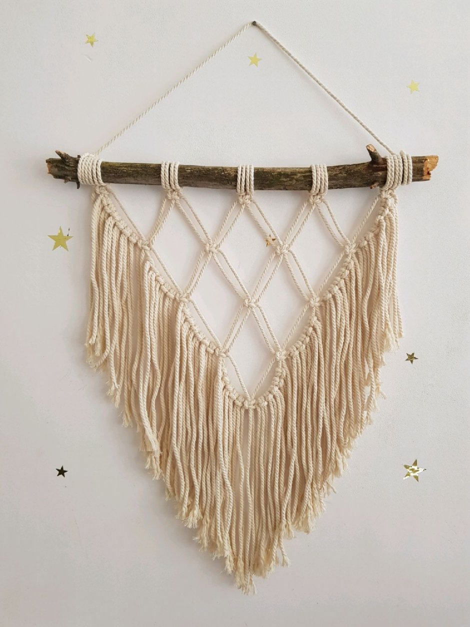 Плетеные украшения на стену