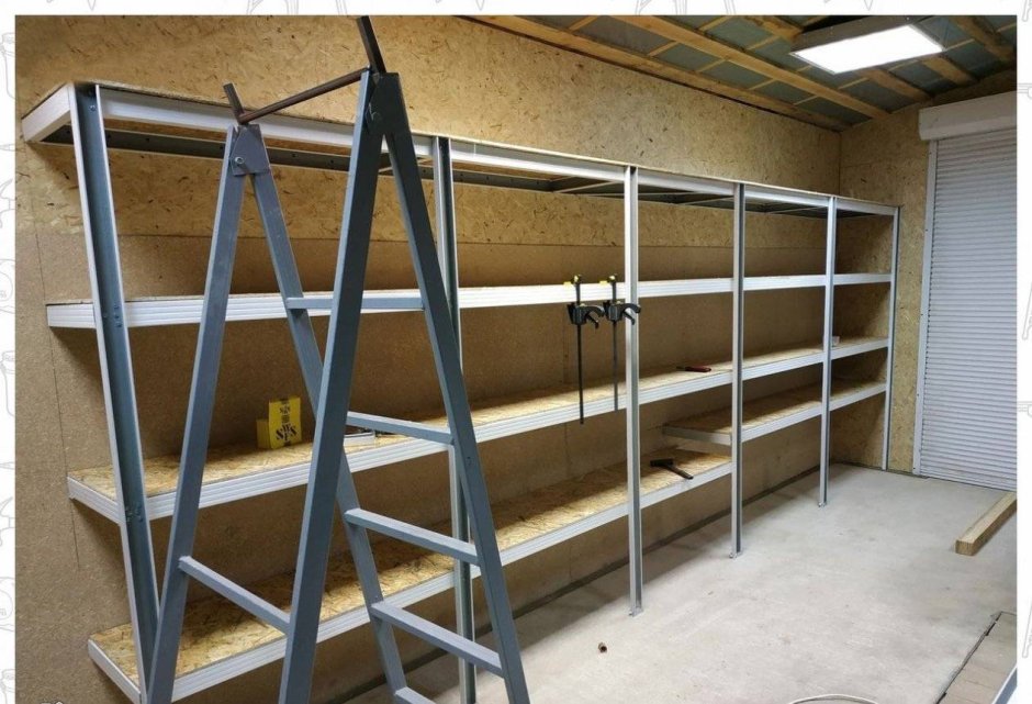 Стеллаж из профиля в подвал