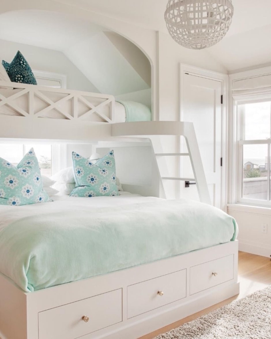 Кровать для девочки подростка