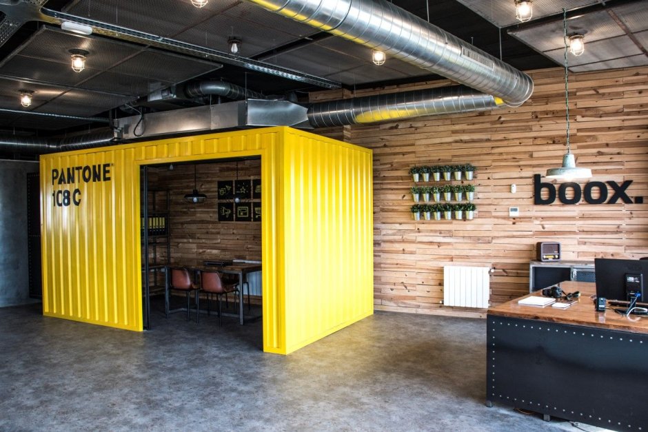 Интерьер автосервиса