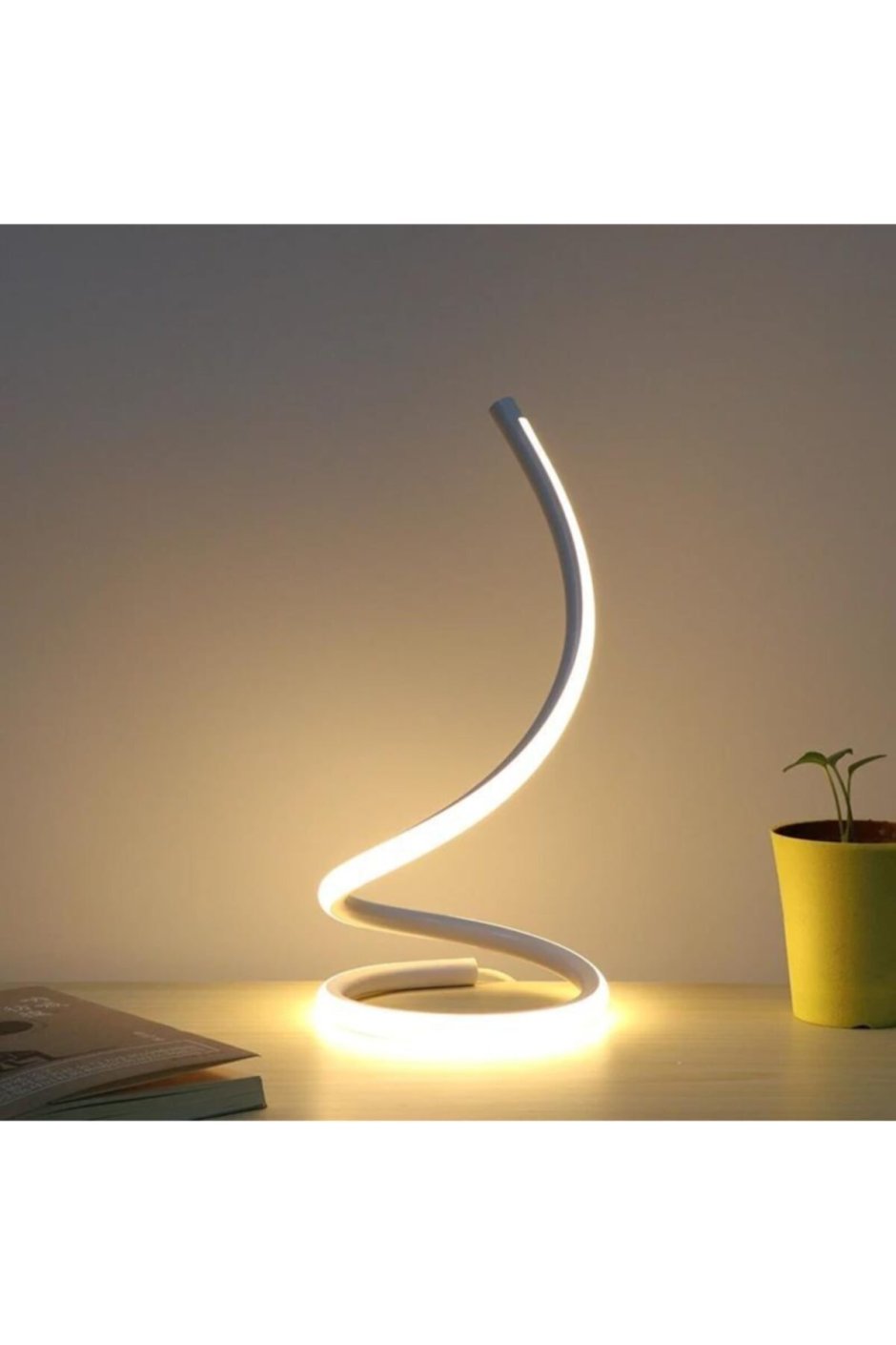 Дизайнерские настольные лампы