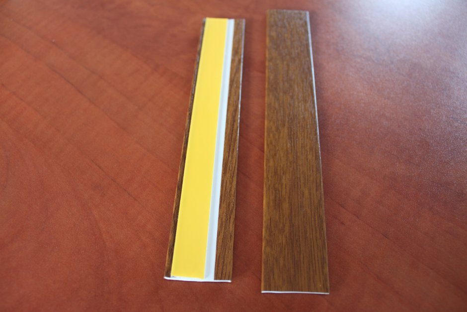 Молдинг для панелей Decomaster 137-943