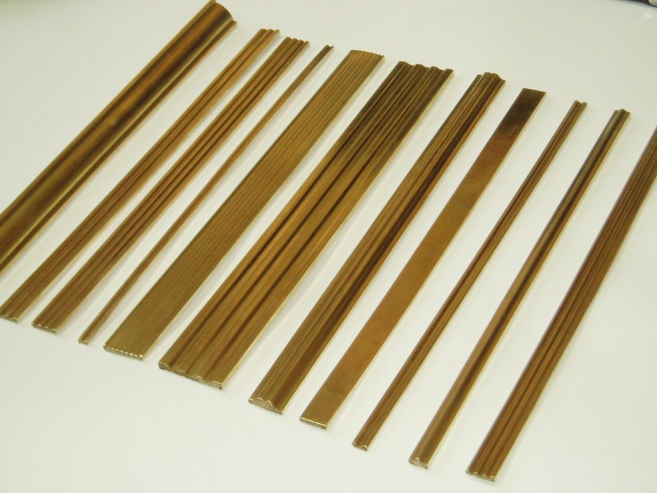 Молдинг Decomaster 157-43 дм