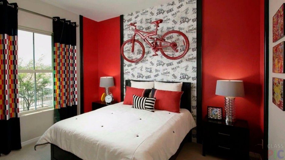 Красная ткань