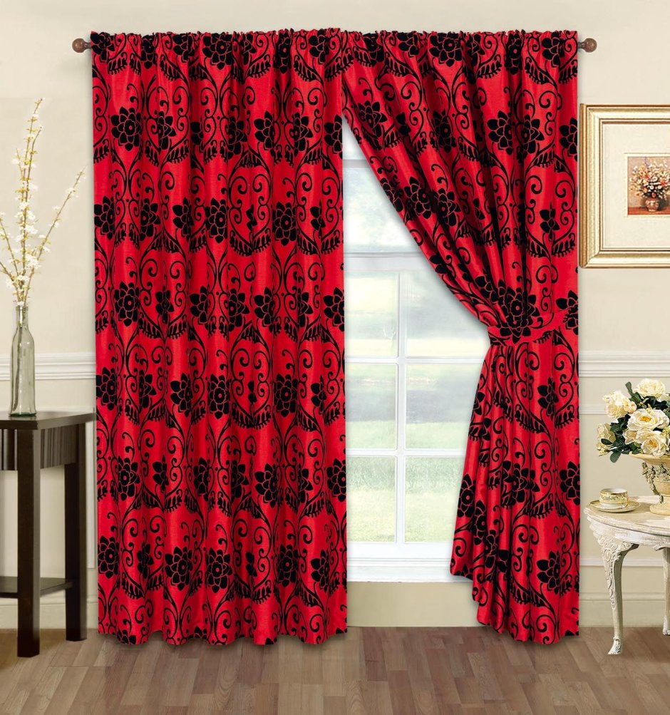 Шторы с красными розами