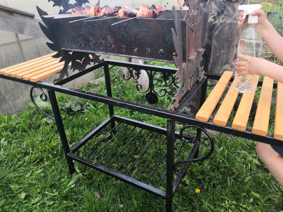 Сделать подставку под мангал