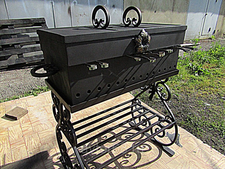 Мангал сварной