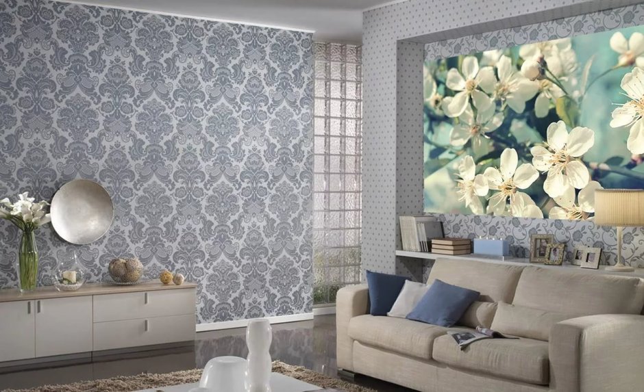 Виниловые обои в интерьере гостиной