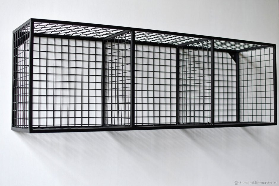 Стильные полочки из металла