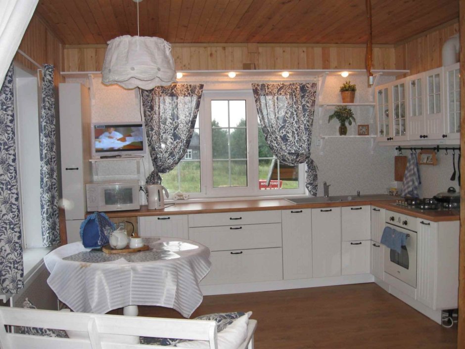 Кухни в деревенском домен