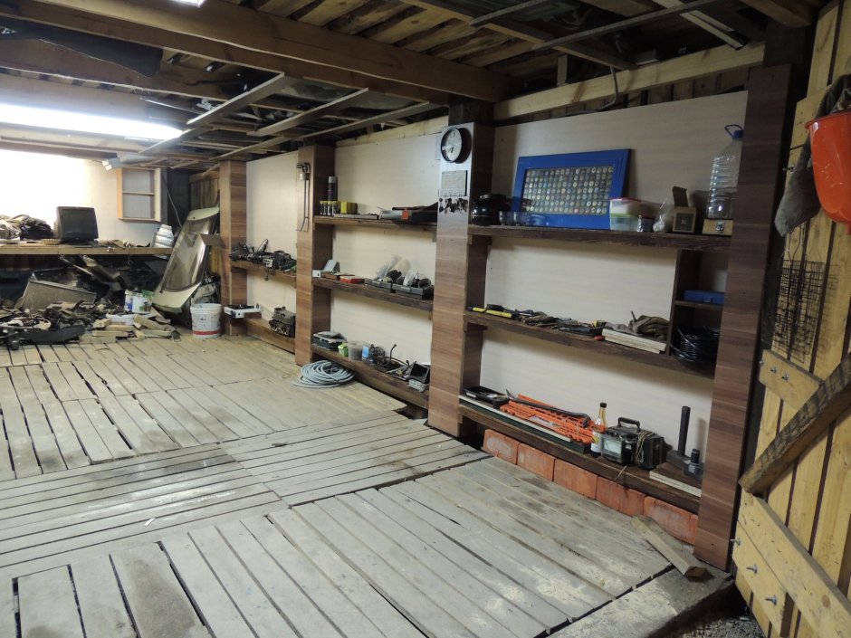 Отделка гаража нестандартный цвет