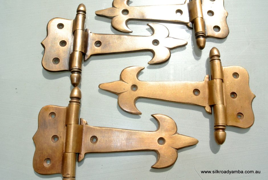 Старинные дверные петли