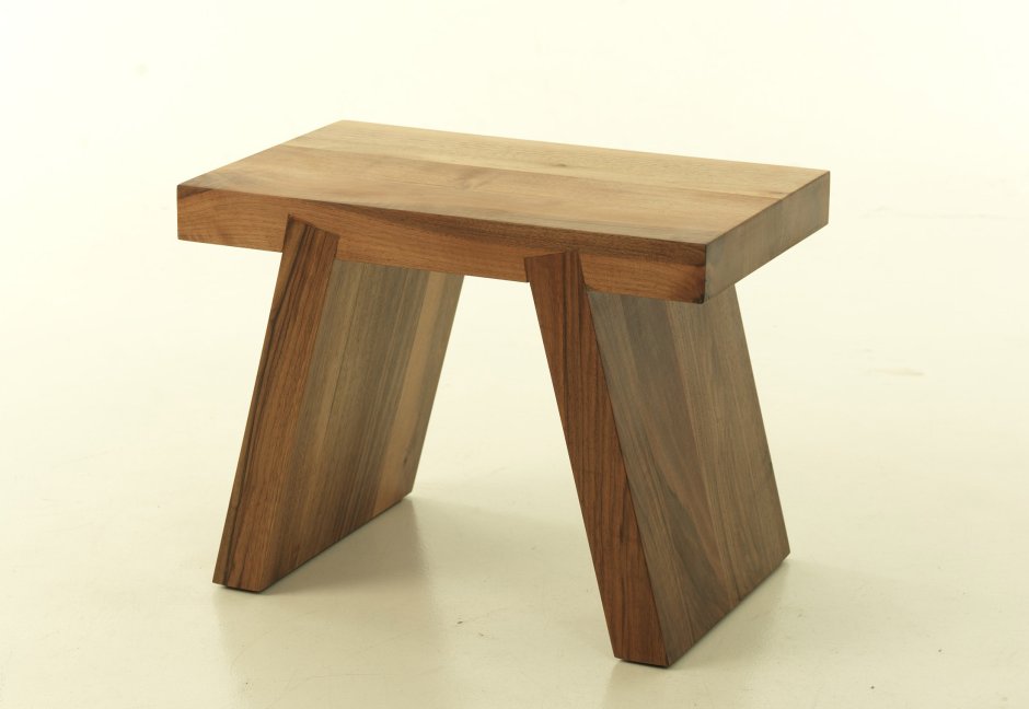 Дизайнерские табуретки