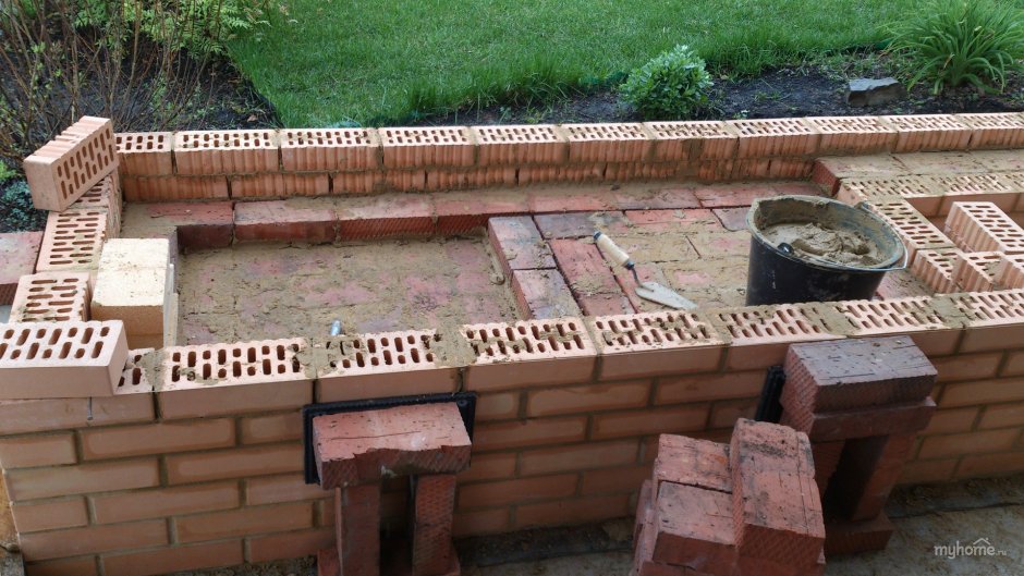 Мангал из кирпича