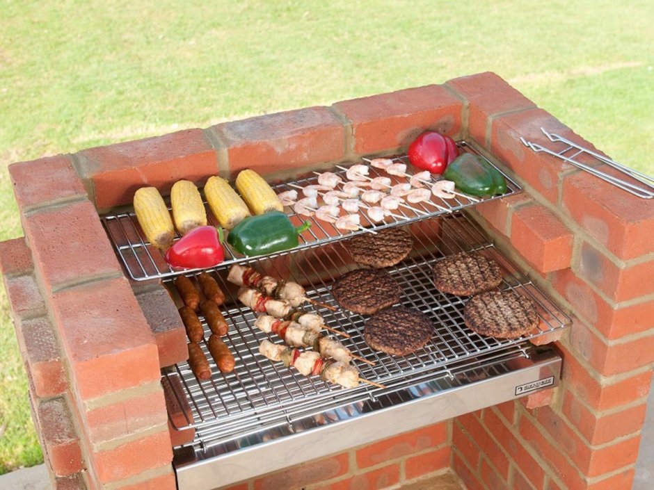 Барбекю для дачи из кирпича