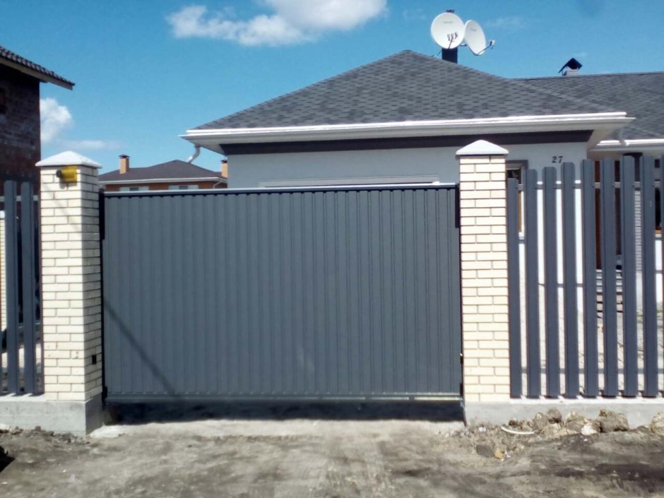 Ворота откатные из профлиста RAL 7024