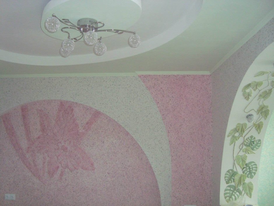 Потолок в детской из жидких обоев
