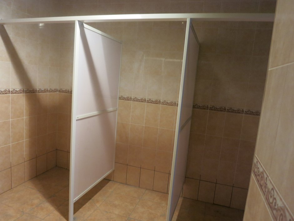 Душевые в спортзалах