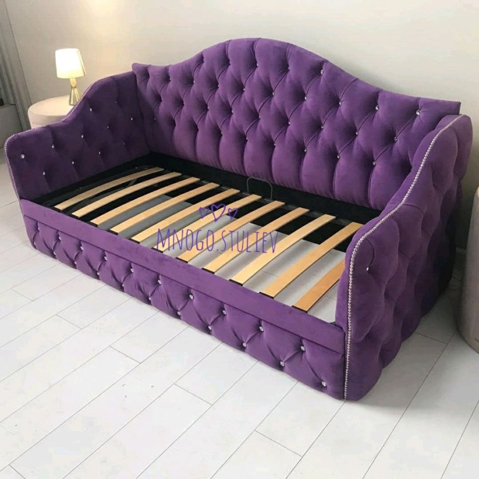 Мягкая кровать для мальчика