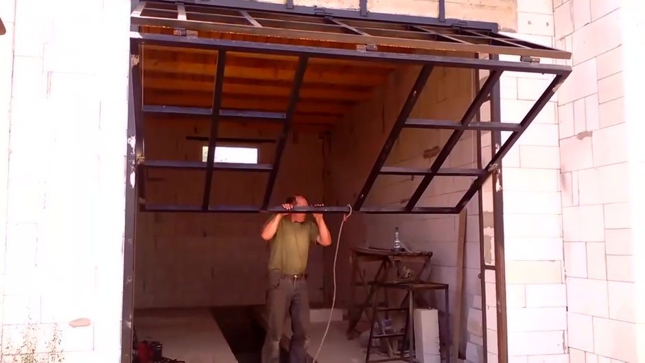 Противовес для подъемных ворот