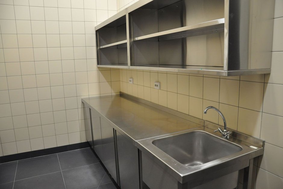 Столешница с раковиной нержавейка