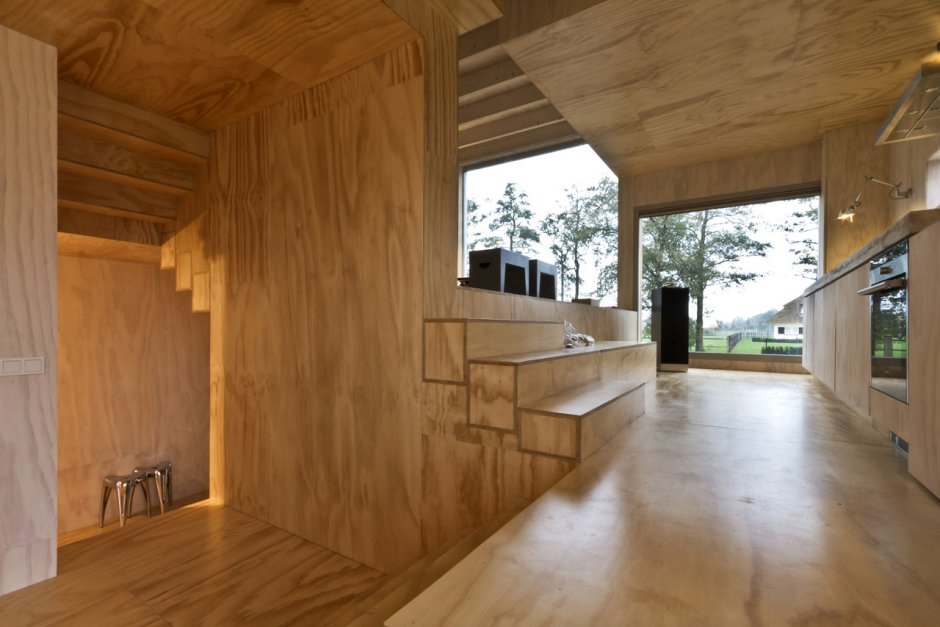 Дом из фанеры