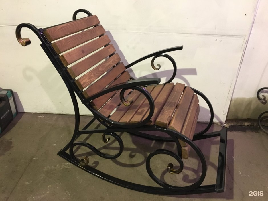 Кресло качалка из профильной трубы