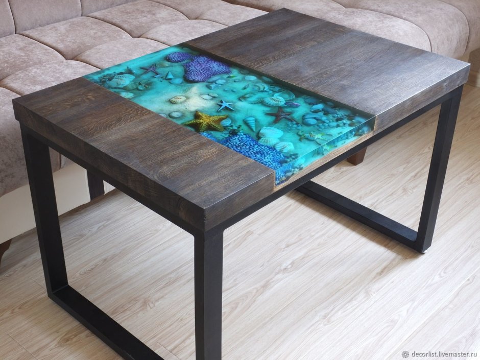 Журнальный стол из эпоксидной смолы