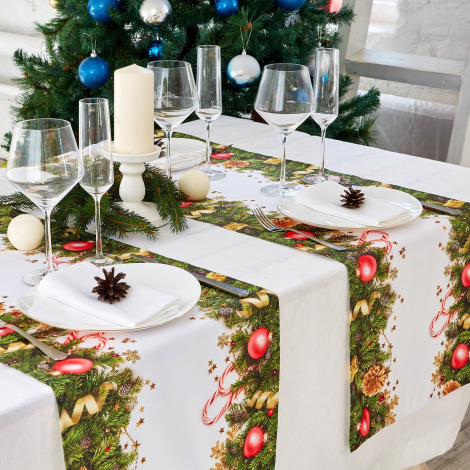 Дорожка на стол Новогодняя