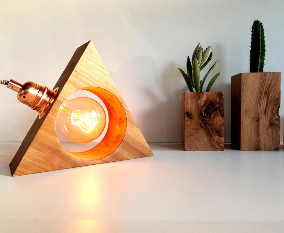 Деревянные светильники на цепи