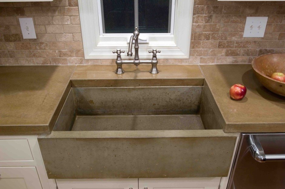 Бетонная столешница с раковиной